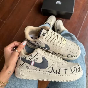 Tênis Nike airforce jastdoit