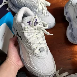 Tênis Mizuno Flor de lotus