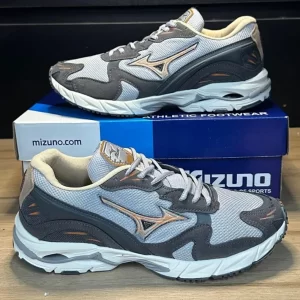 Tênise Mizuno waverider 10