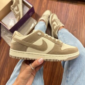 Tênis Dunk low pro camurça