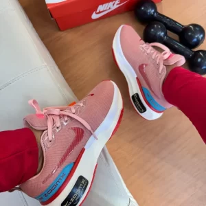 Tênis Nike lnvin cible run3