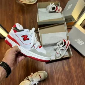 Tênis New balance 550