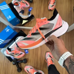 Tênis Adidas adizero 8